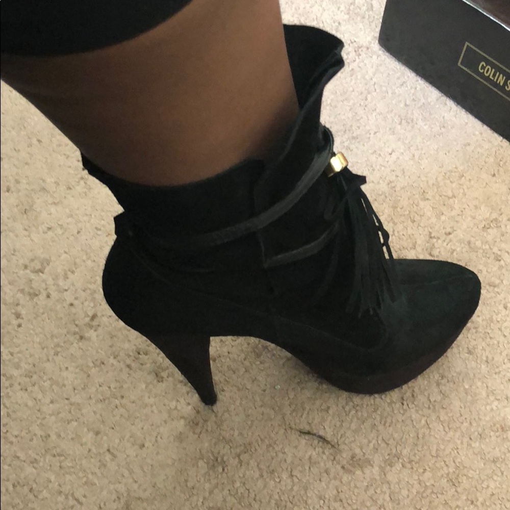 Black booties mint condition
